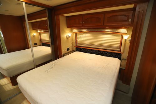 2007 Country Coach Allure 470