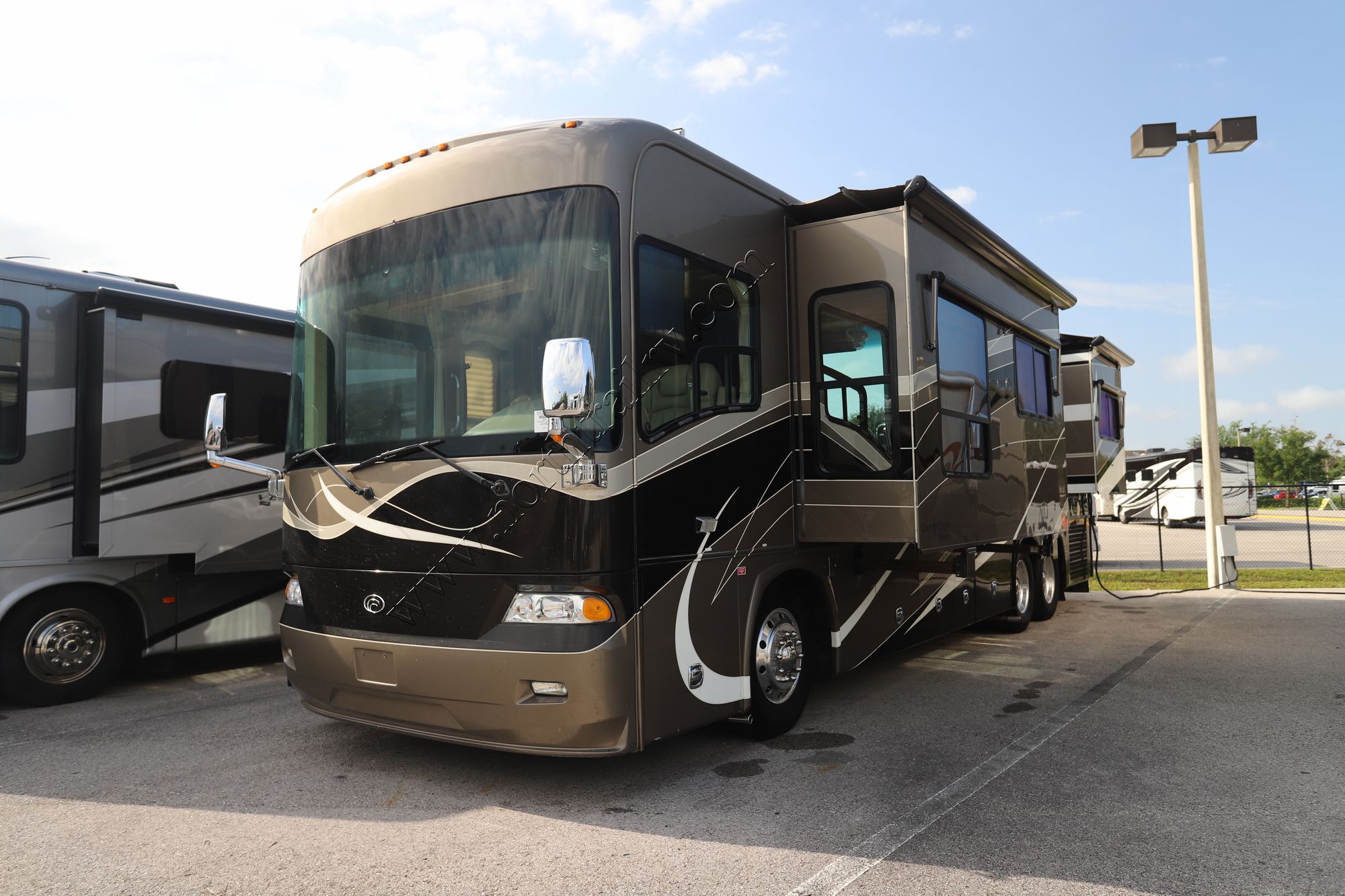Used 2007 Country Coach Allure 470 Class A  For Sale