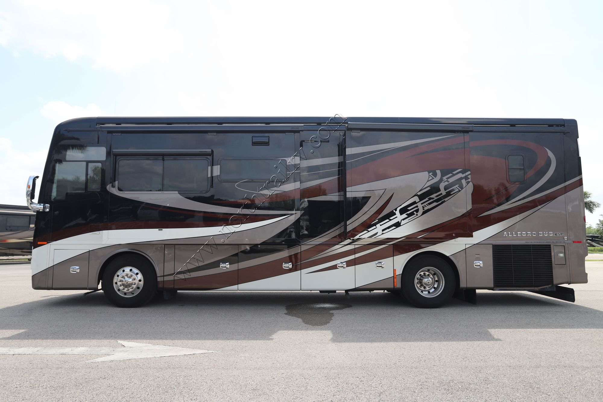 Used 2020 Tiffin Motor Homes Allegro Bus 35CP Class A  For Sale