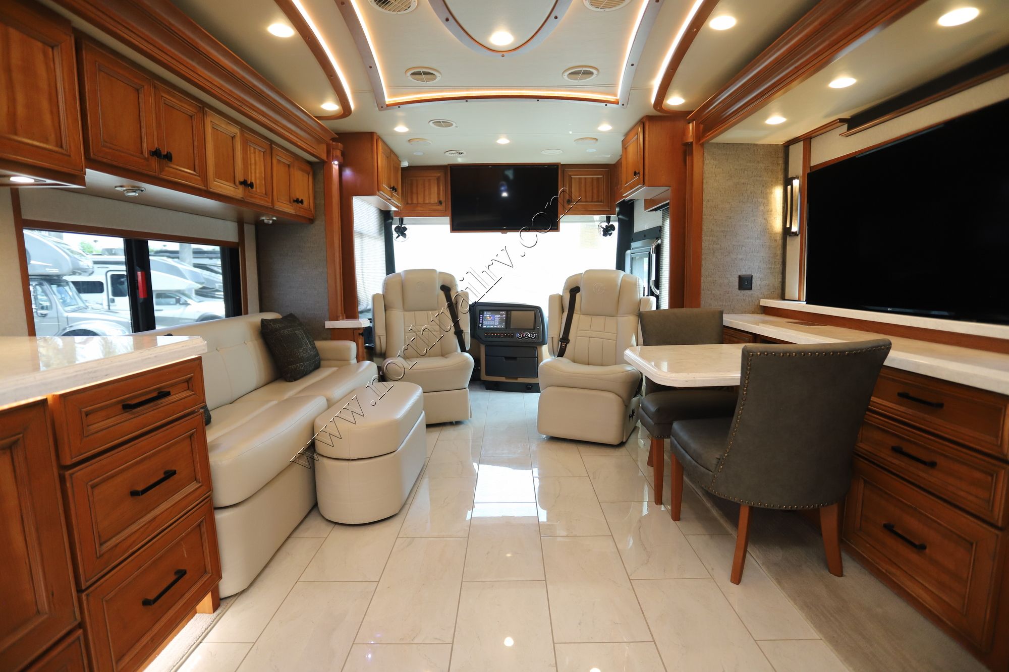 Used 2020 Tiffin Motor Homes Allegro Bus 35CP Class A  For Sale
