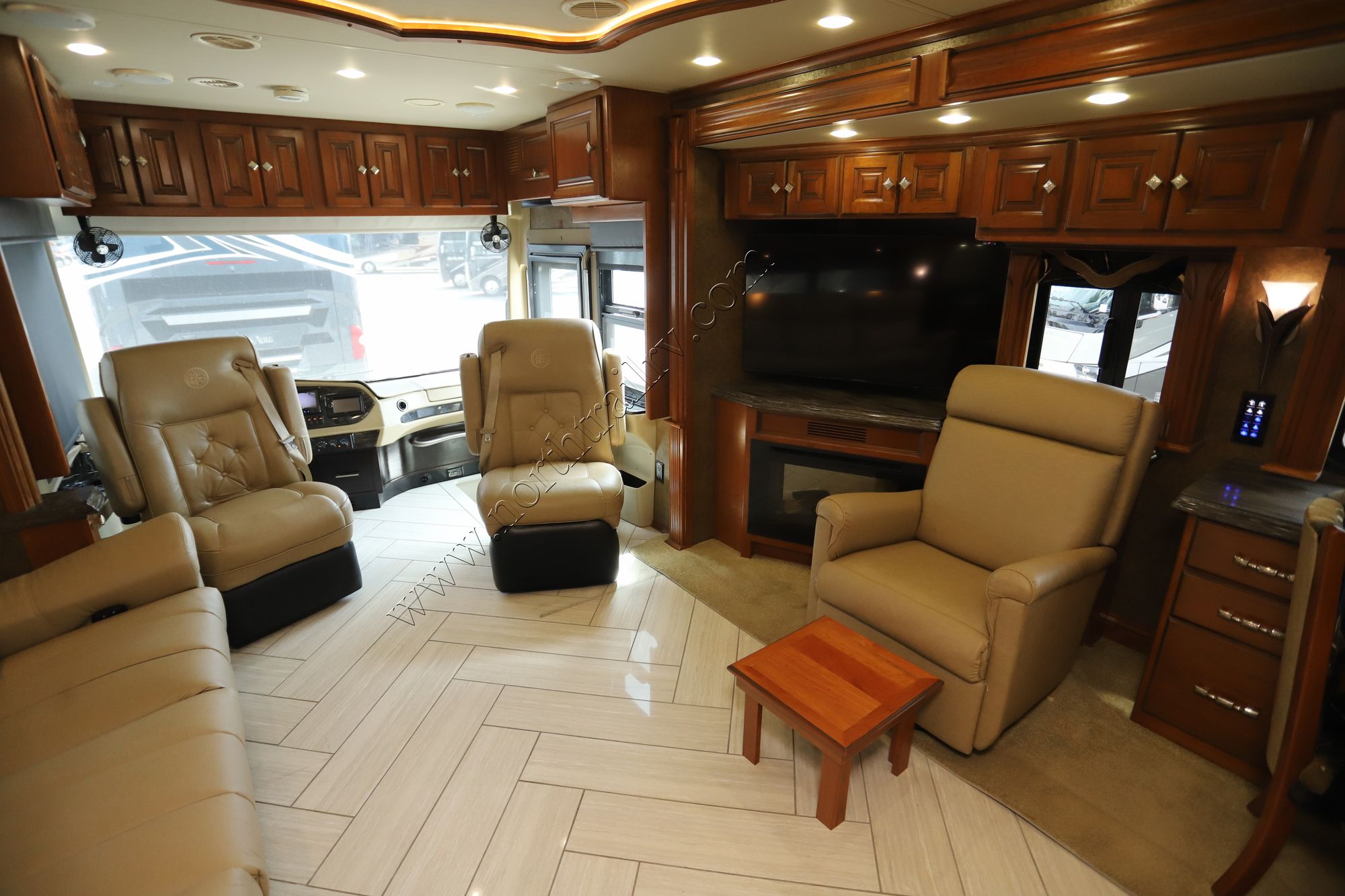 Used 2015 Tiffin Motor Homes Allegro Bus 40SP Class A  For Sale