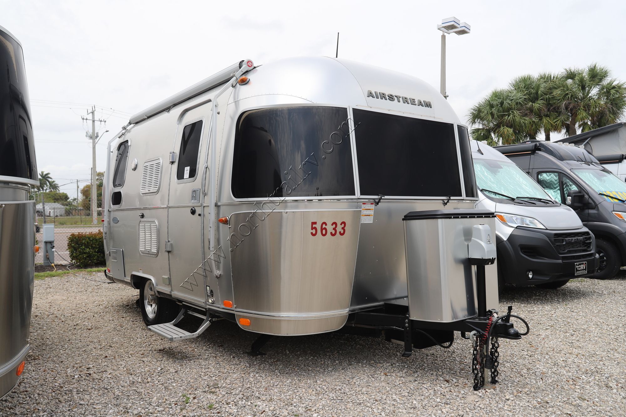 Used 2018 Airstream Flying Cloud 19CB Travel Trailer  For Sale
