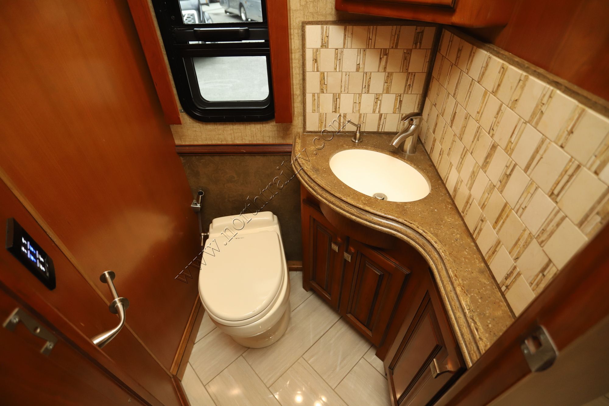 Used 2015 Tiffin Motor Homes Allegro Bus 45LP Class A  For Sale
