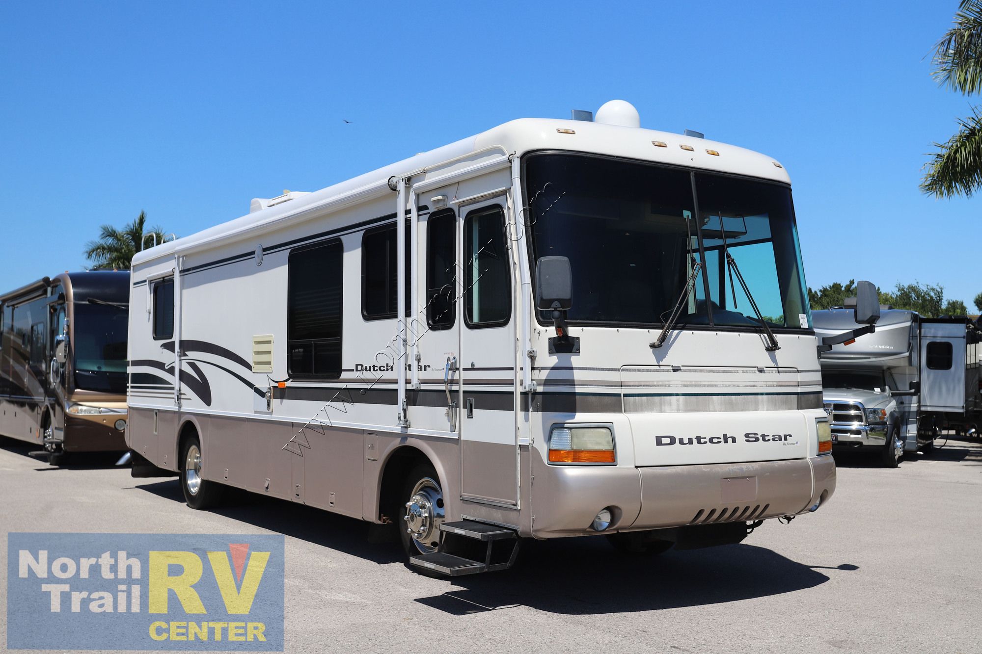 Used 1999 Newmar Dutch Star 3565 Class A  For Sale