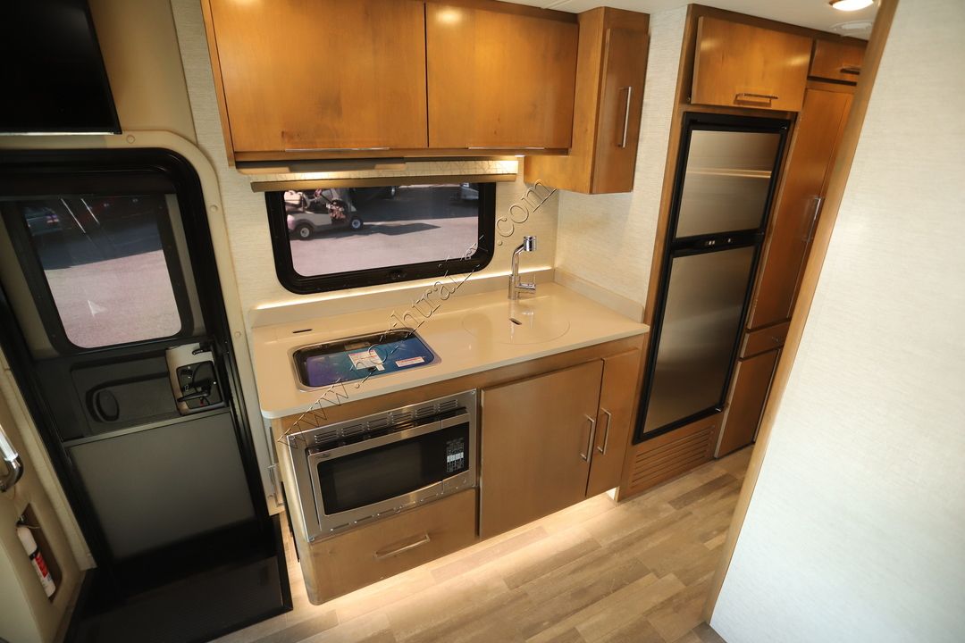 2020 Tiffin Motor Homes Wayfarer 25QW 15944-1