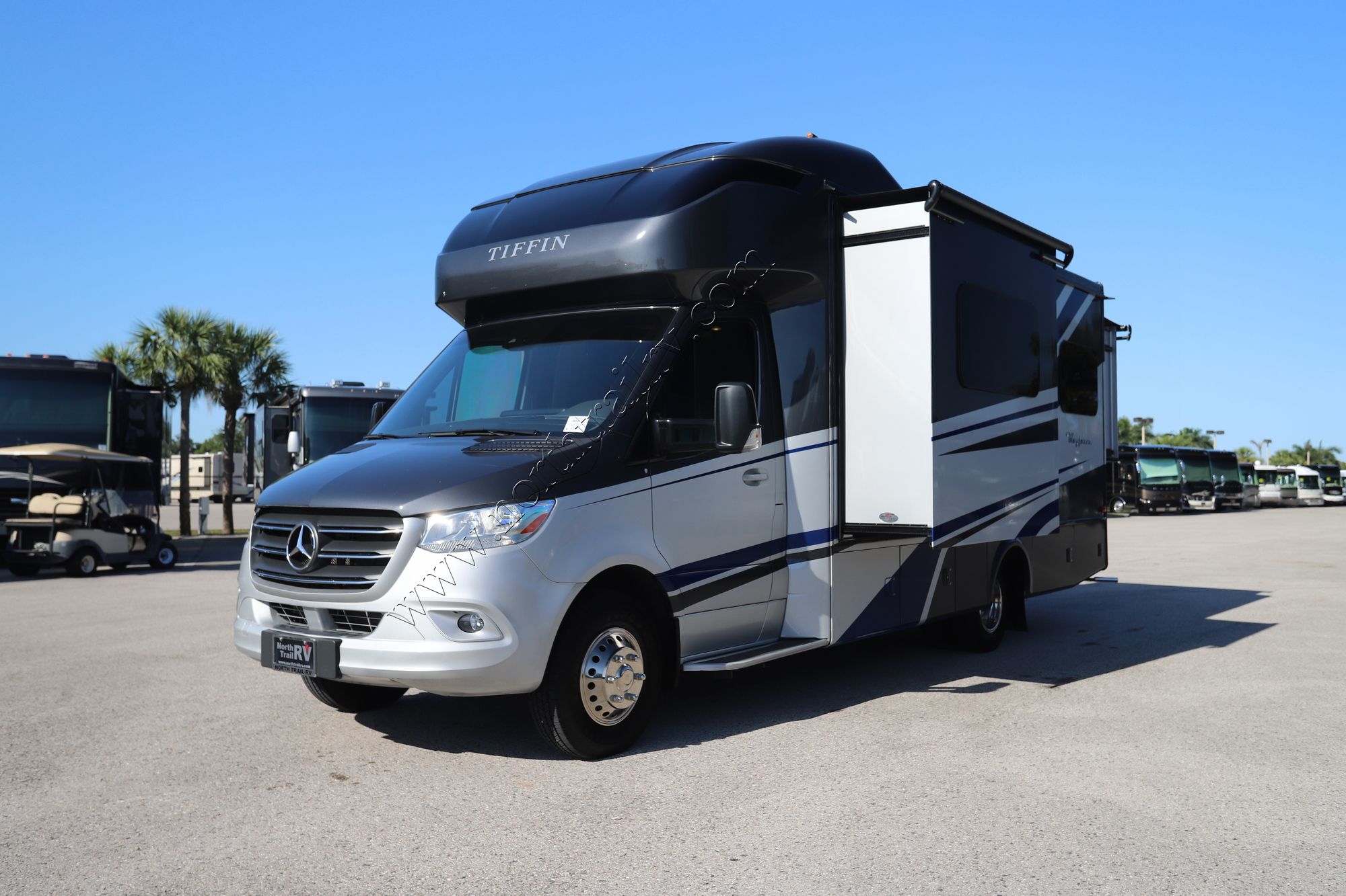 Used 2020 Tiffin Motor Homes Wayfarer 25QW Class C  For Sale