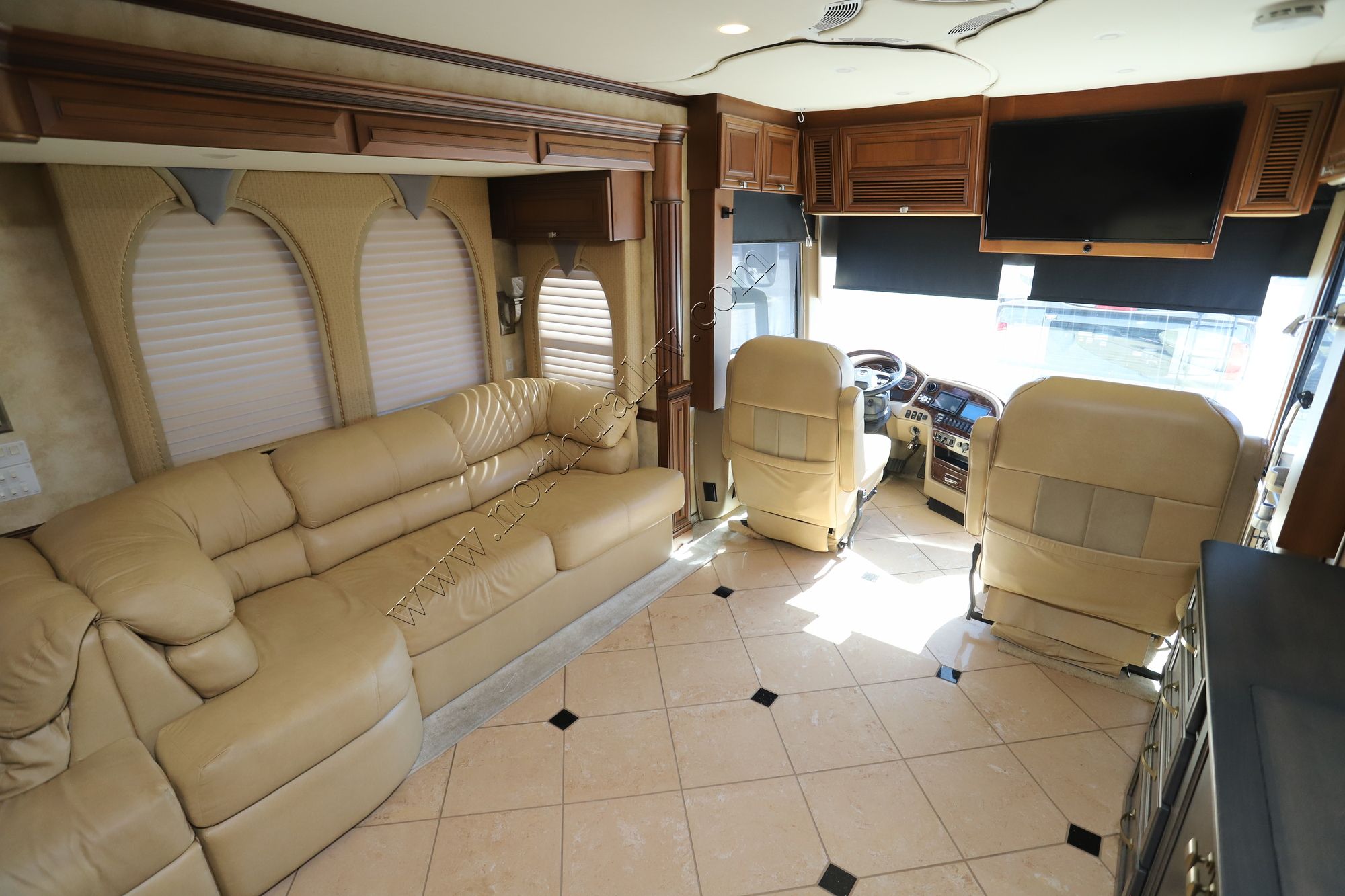 Used 2008 Newmar Essex 4508 Class A  For Sale