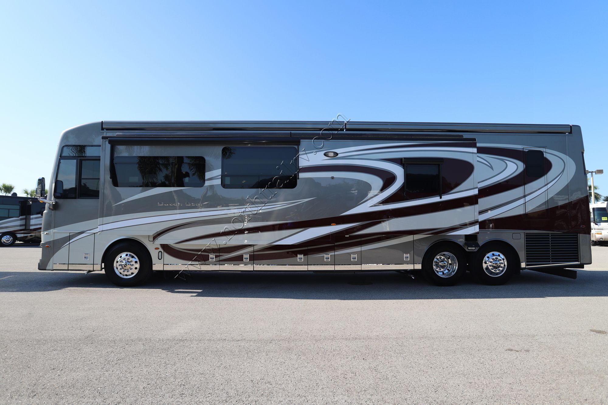 Used 2022 Newmar Dutch Star 4369 Class A  For Sale
