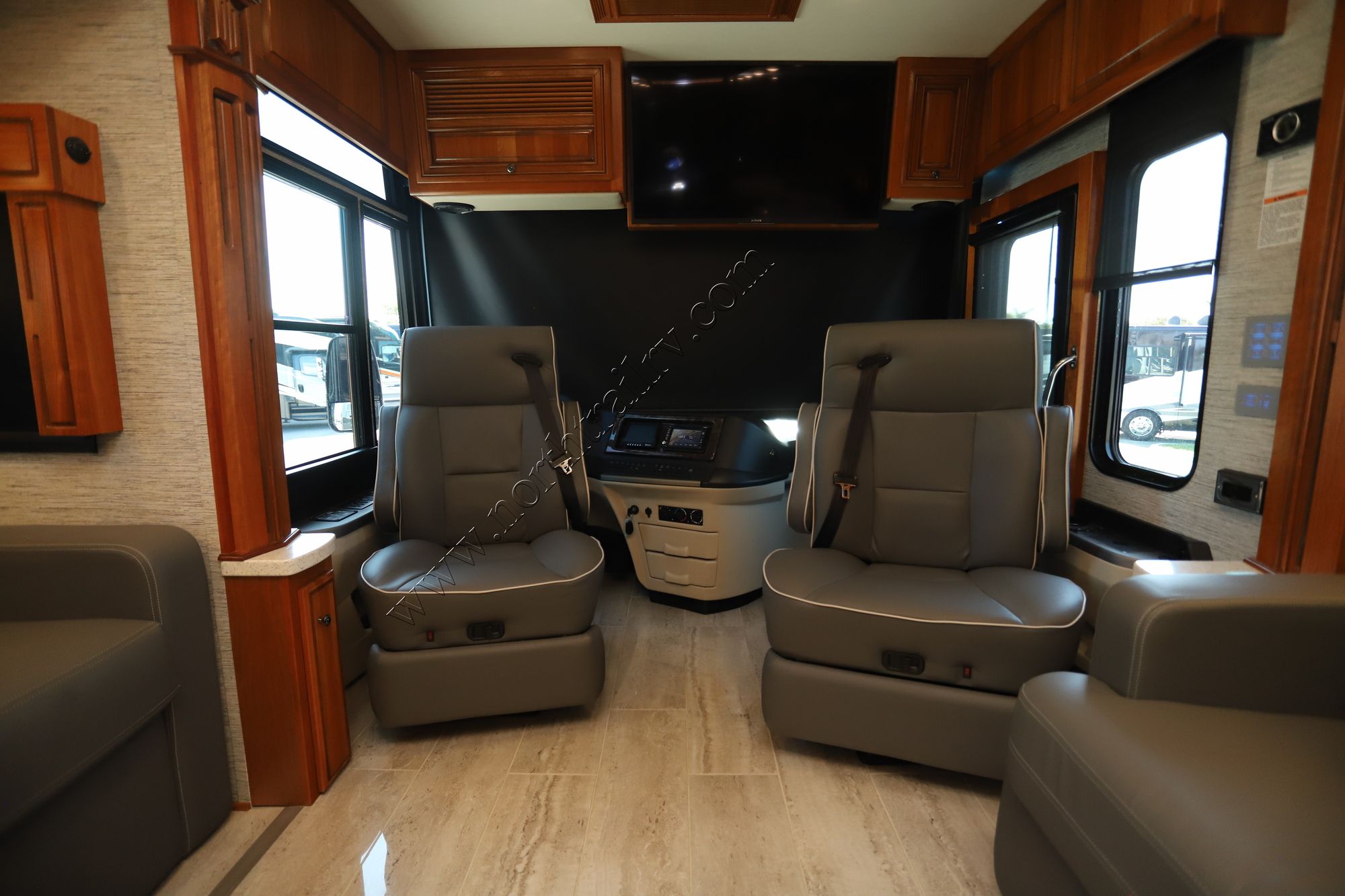 Used 2019 Newmar Dutch Star 4362 Class A  For Sale