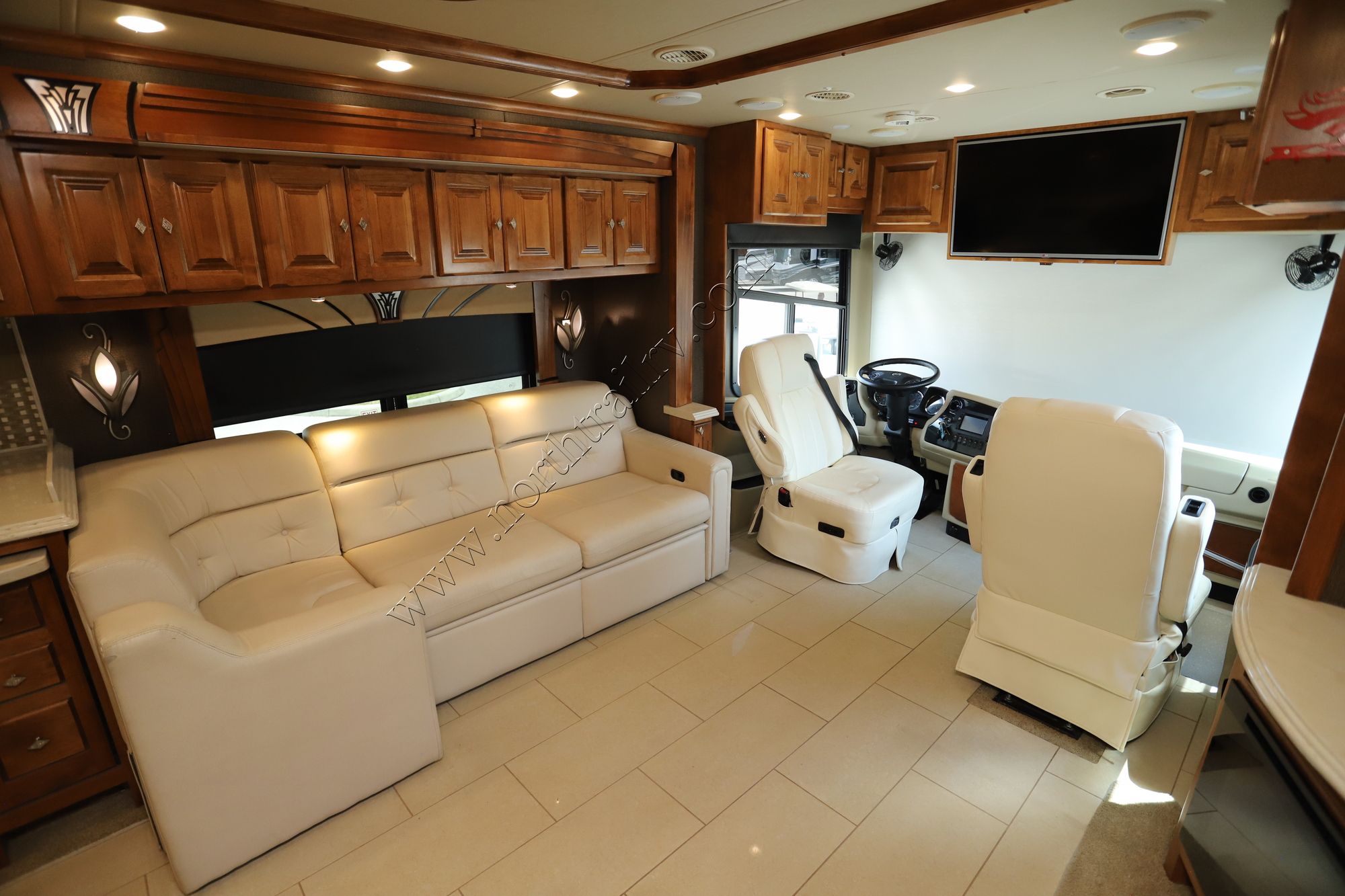 Used 2016 Tiffin Motor Homes Phaeton 36GH Class A  For Sale