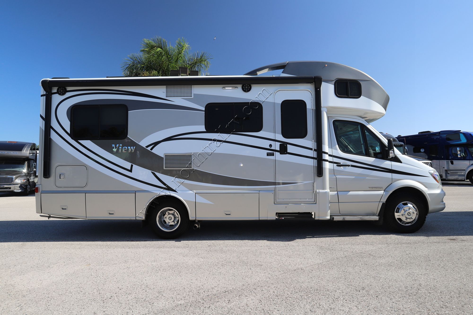 Used 2015 Winnebago View 24V Class C  For Sale