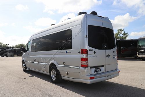 2018 Airstream Interstate EXT Tommy Bahama Class B
