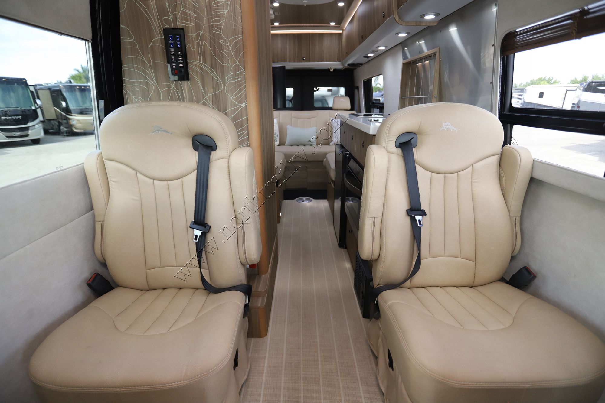 2018 Airstream Interstate EXT Tommy Bahama Class B Used  For Sale