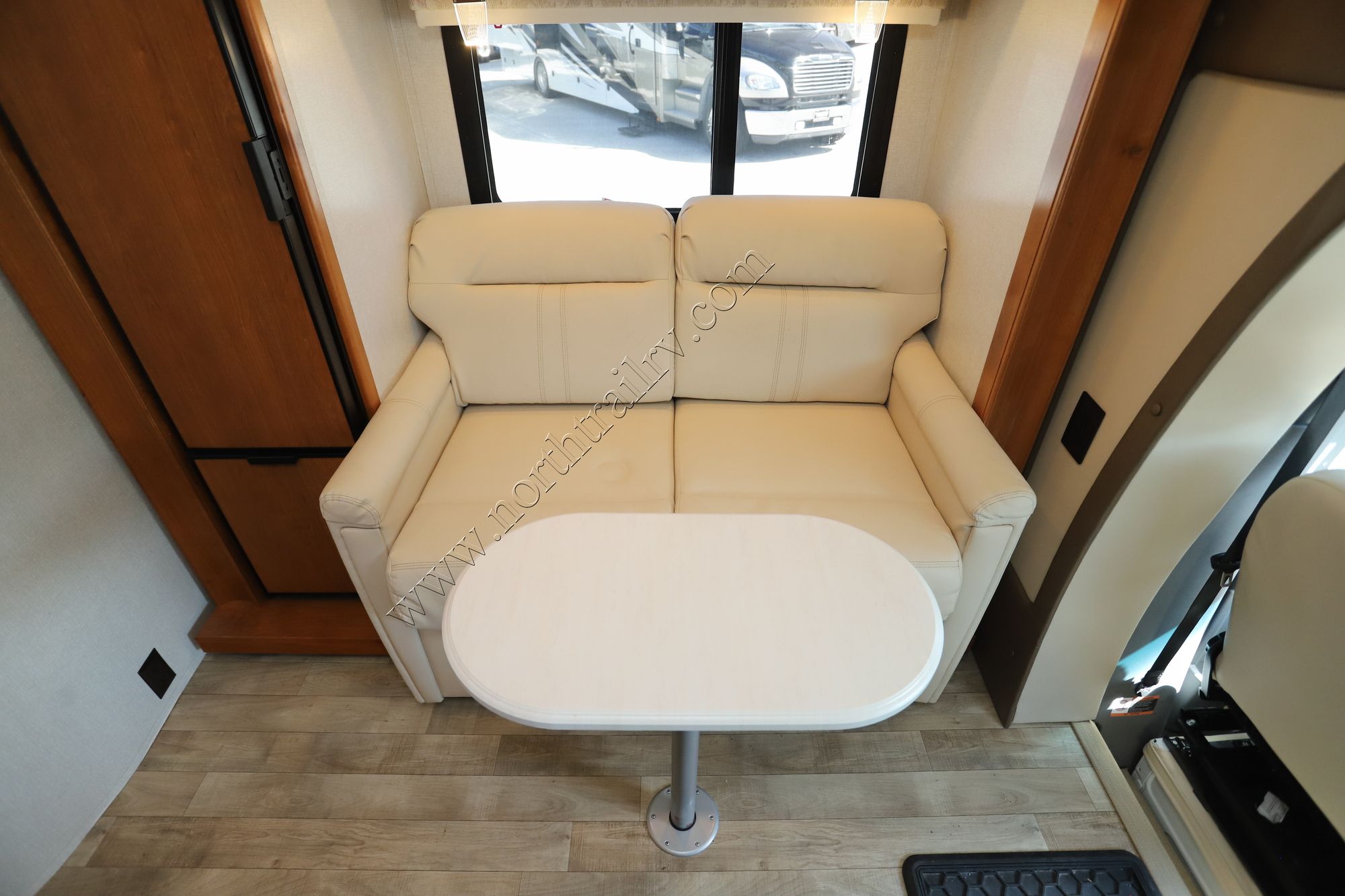 Used 2019 Tiffin Motor Homes Wayfarer 24TW Class C  For Sale