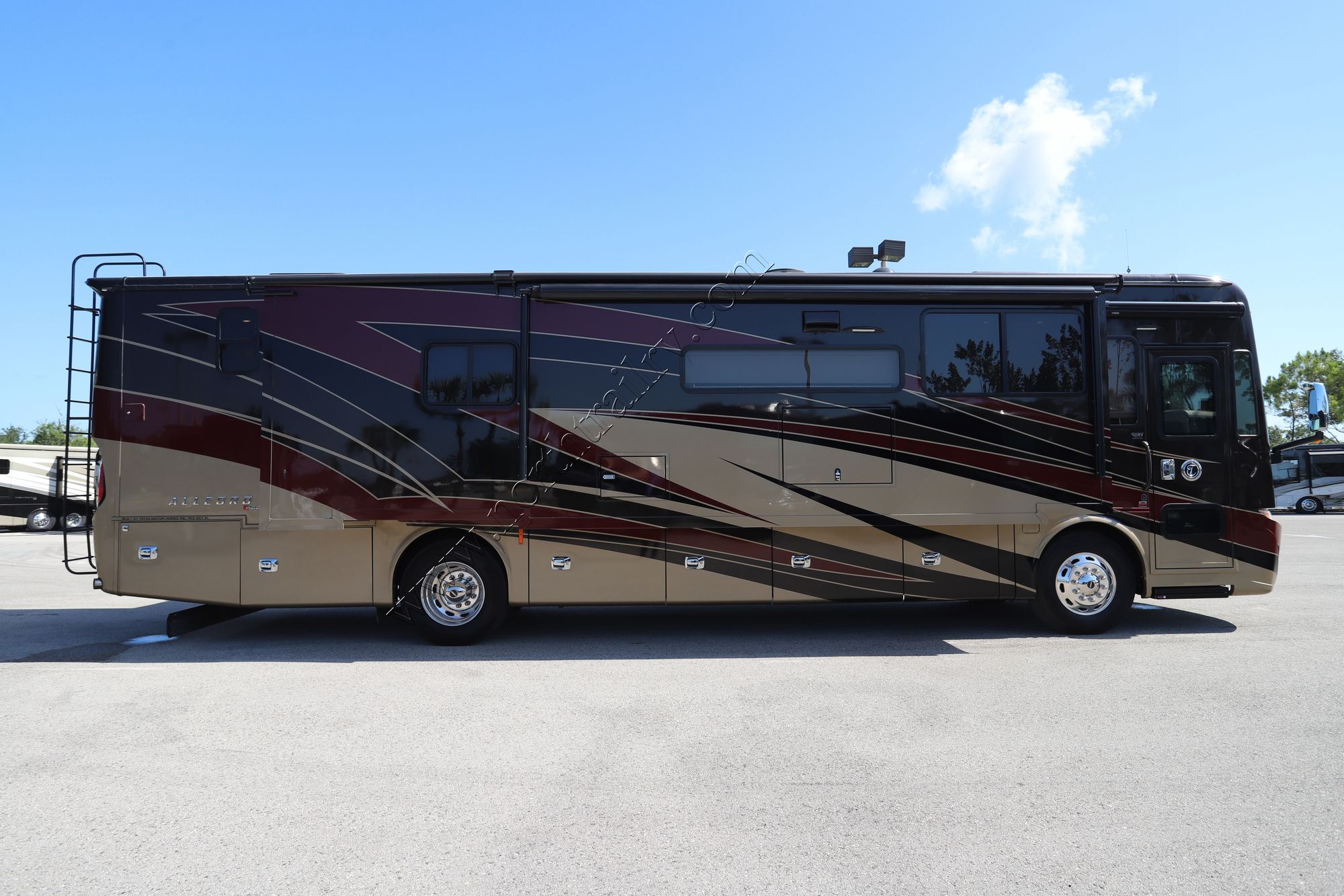 Used 2020 Tiffin Motor Homes Allegro Red 37 BA Class A  For Sale