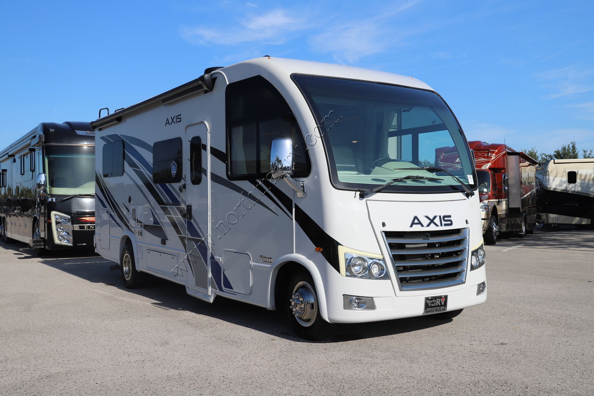 Used 2023 Thor Axis 24.1 Class A  For Sale