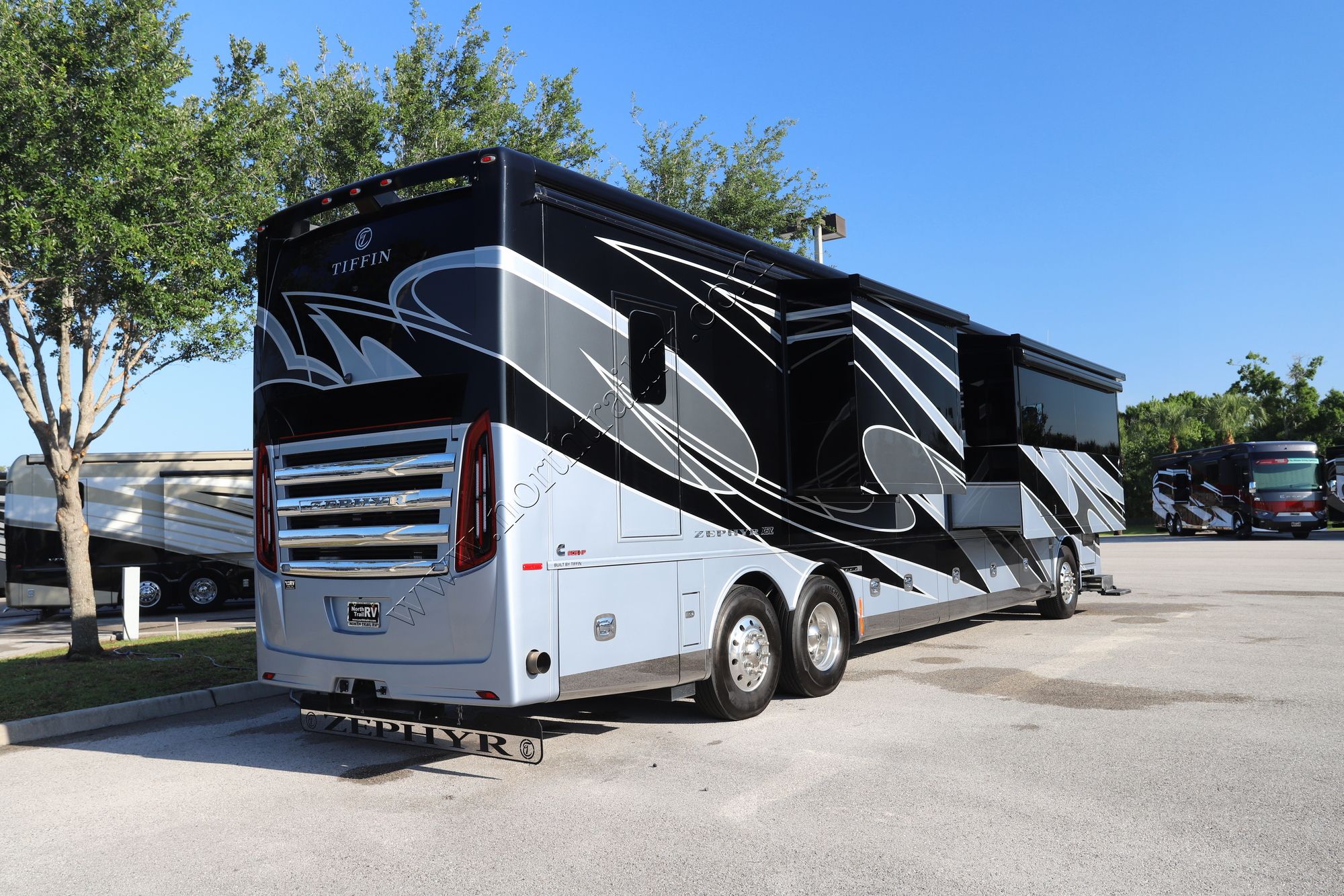 New 2024 Tiffin Motor Homes Zephyr 45 FZ Class A  For Sale