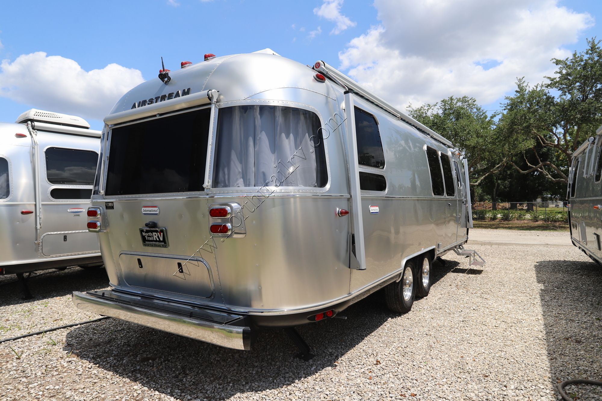2023 Airstream International 28RBQ Travel Trailer Used  For Sale