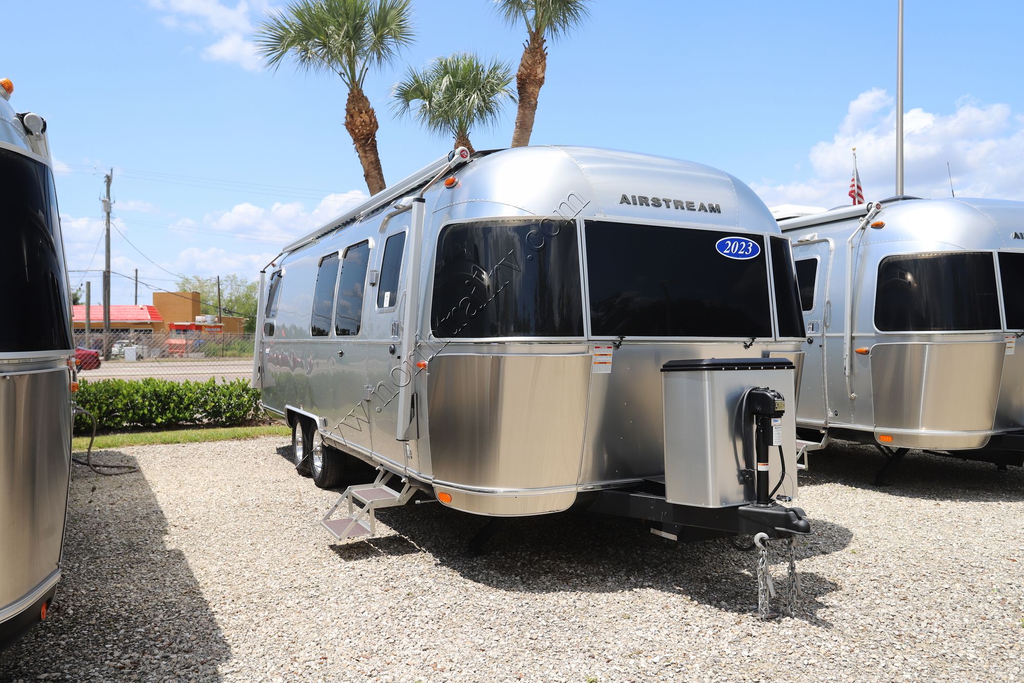 Used 2023 Airstream International 28RBQ Travel Trailer  For Sale