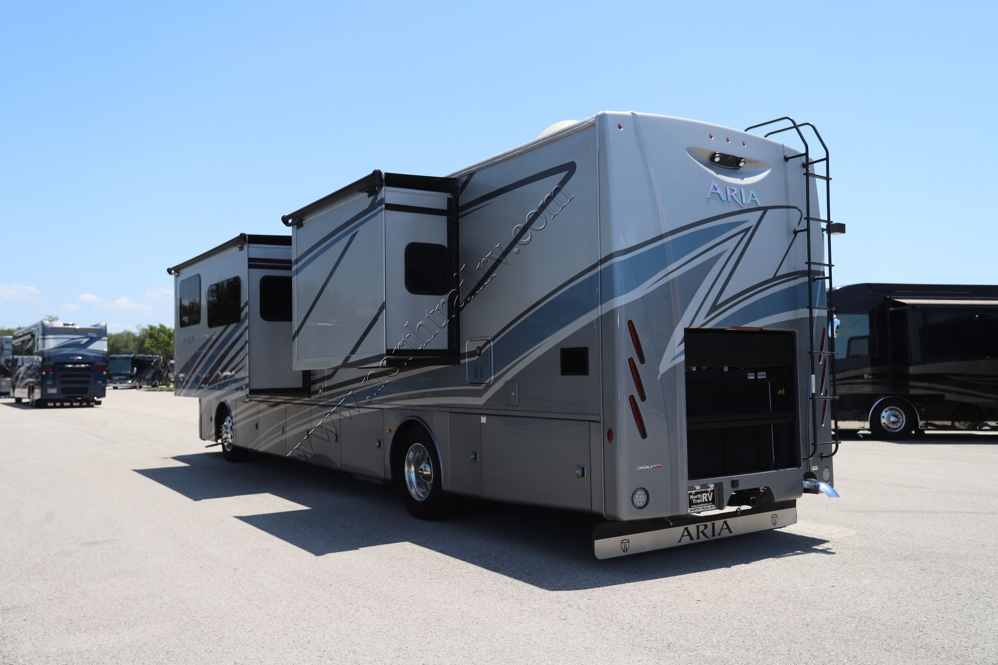 Used 2023 Thor Aria 3901 Class A  For Sale