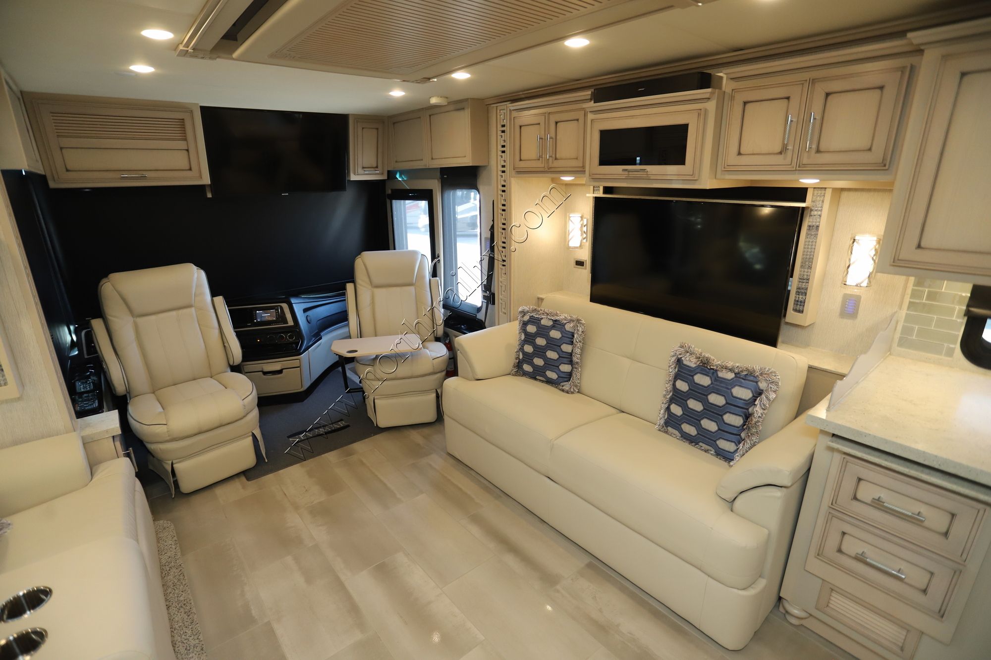 Used 2020 Newmar Ventana 4369 Class A  For Sale