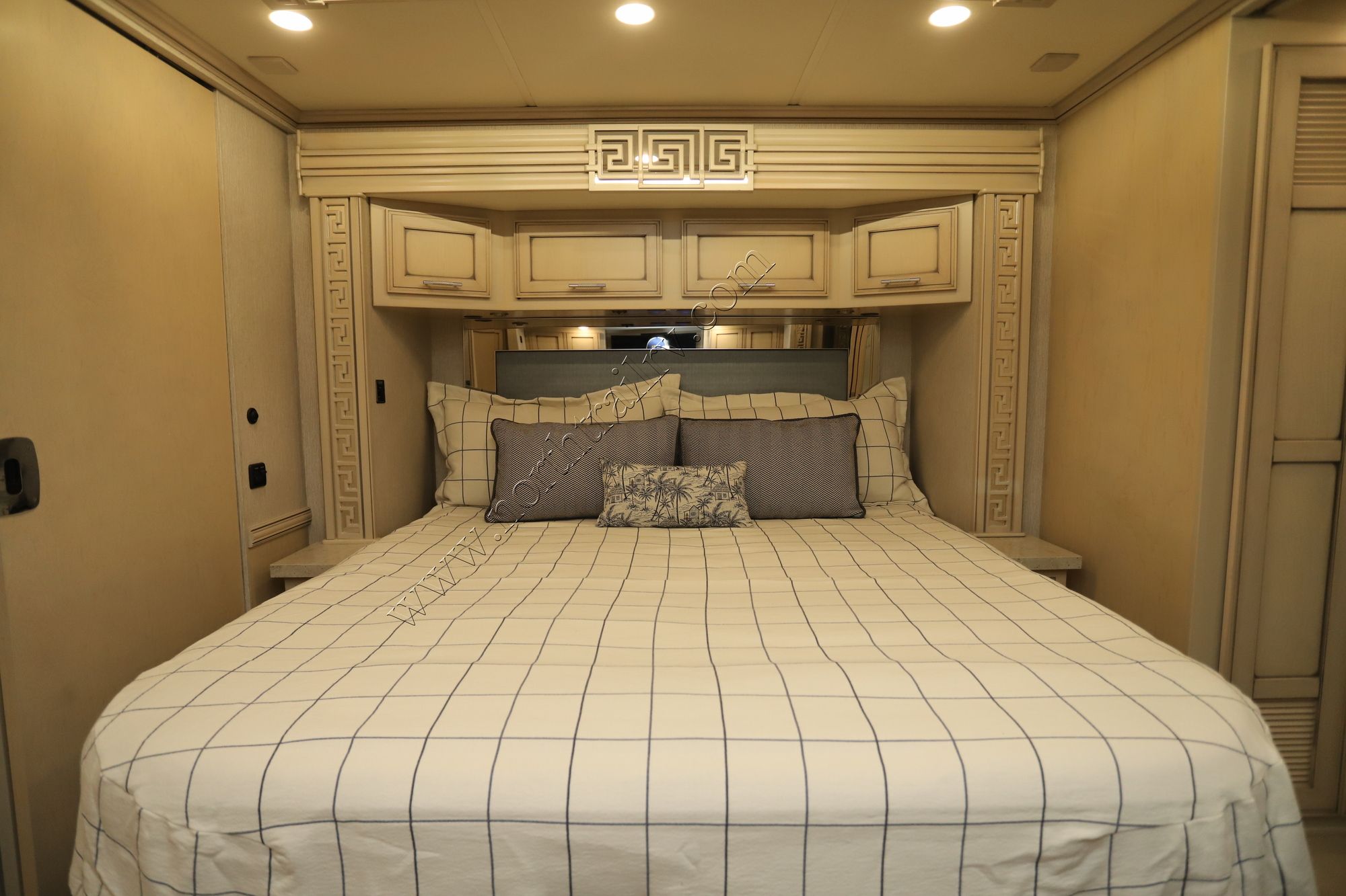 Used 2020 Newmar Ventana 4369 Class A  For Sale