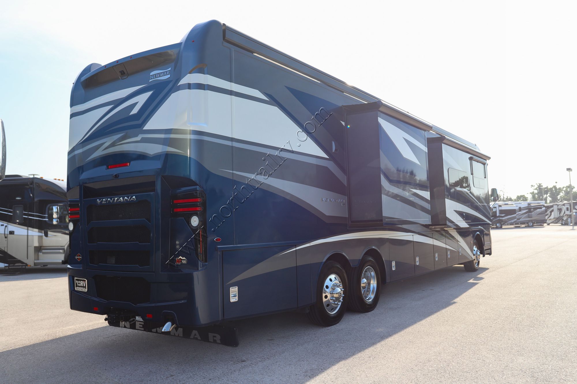 Used 2020 Newmar Ventana 4369 Class A  For Sale