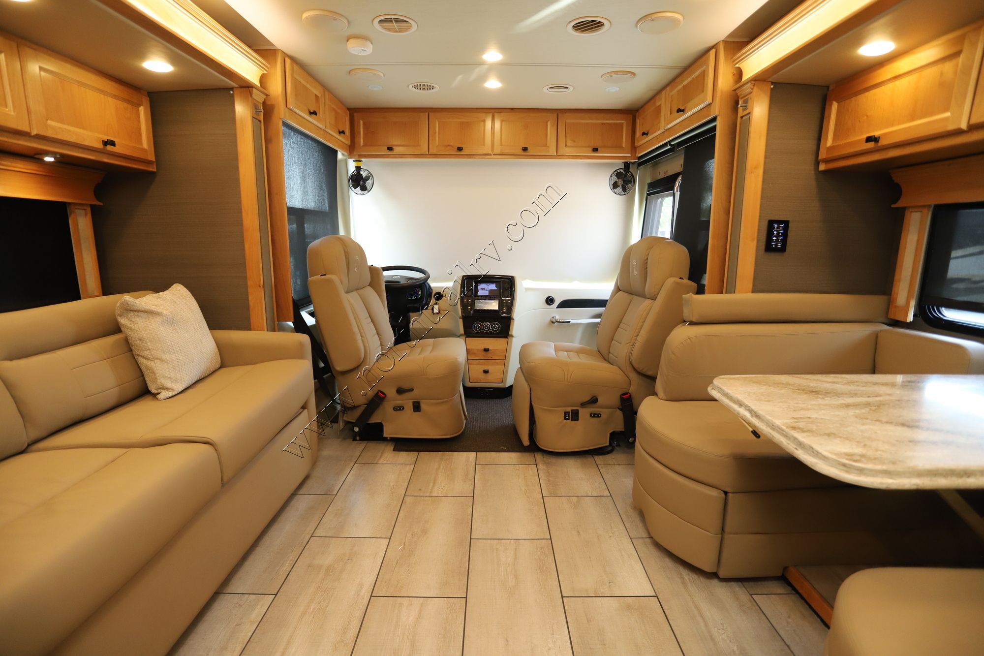 Used 2022 Tiffin Motor Homes Breeze 31 BR Class A  For Sale