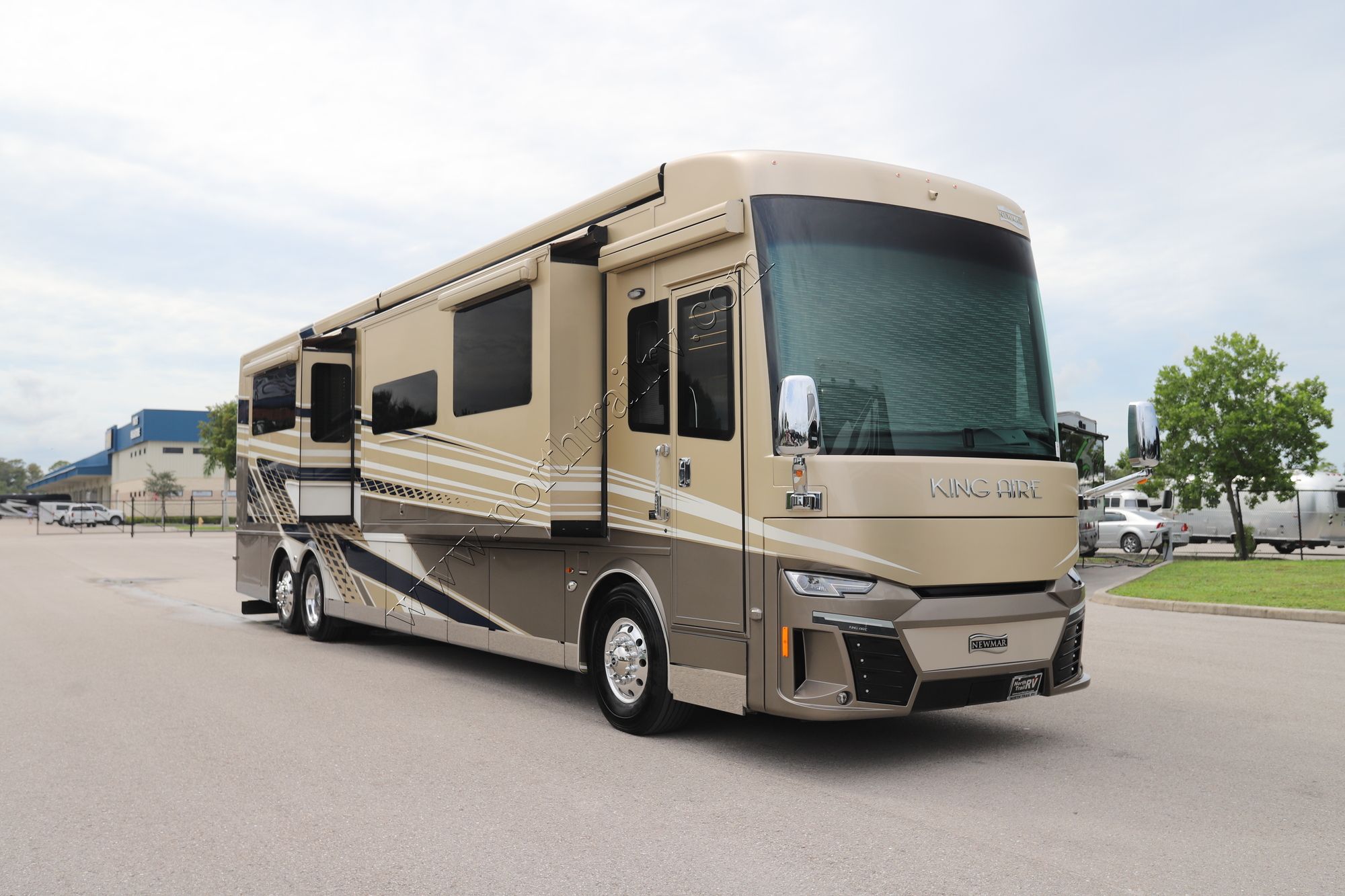 Used 2022 Newmar King Aire 4531 Class A  For Sale