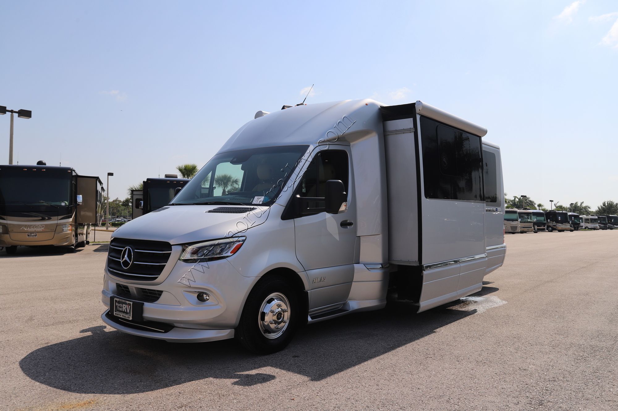 Used 2022 Airstream Atlas Tommy Bahama Class C  For Sale