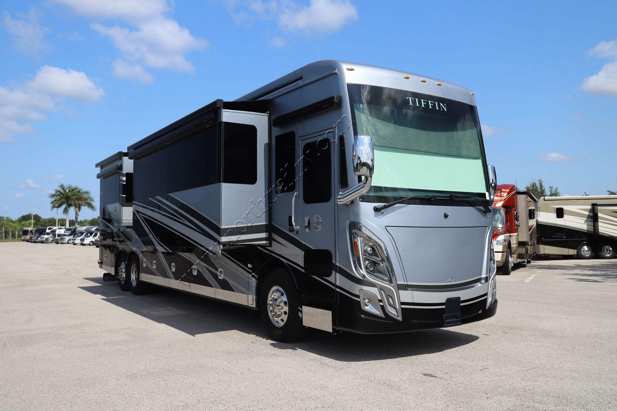 New 2025 Tiffin Motor Homes Zephyr 45 FZ Class A  For Sale