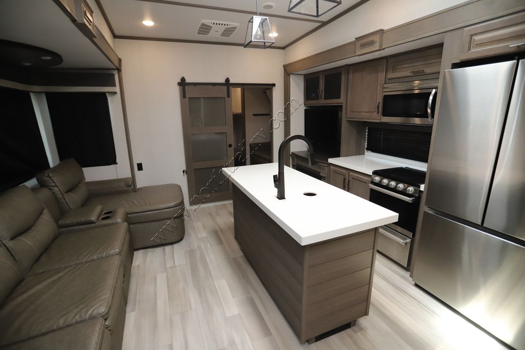 2023 Grand Design Solitude S-Class 3740BH-R 15085-2