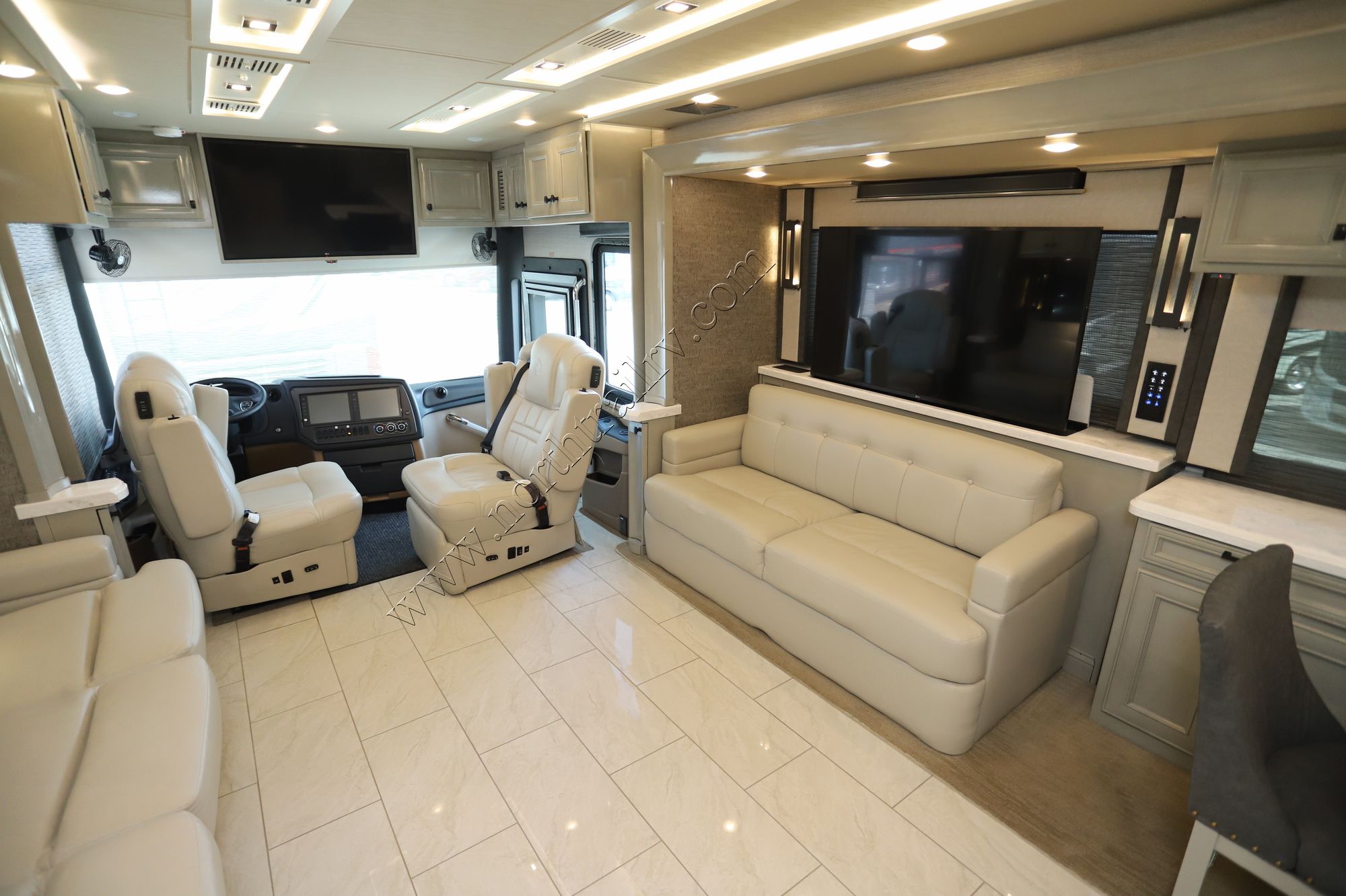 Used 2021 Tiffin Motor Homes Allegro Bus 45 OPP Class A  For Sale