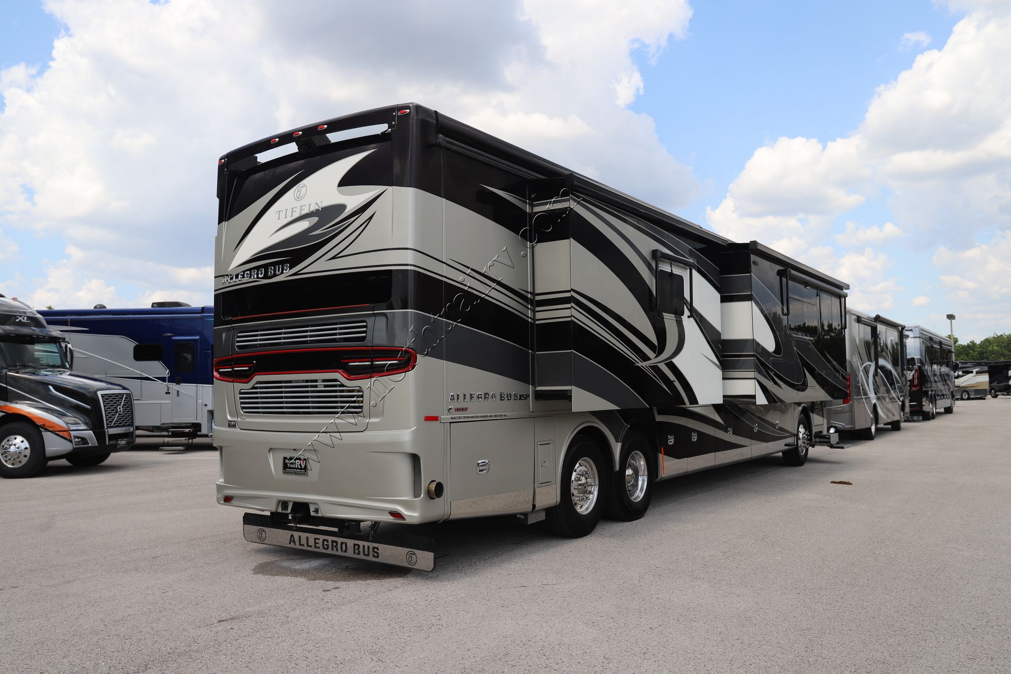 Used 2021 Tiffin Motor Homes Allegro Bus 45 OPP Class A  For Sale