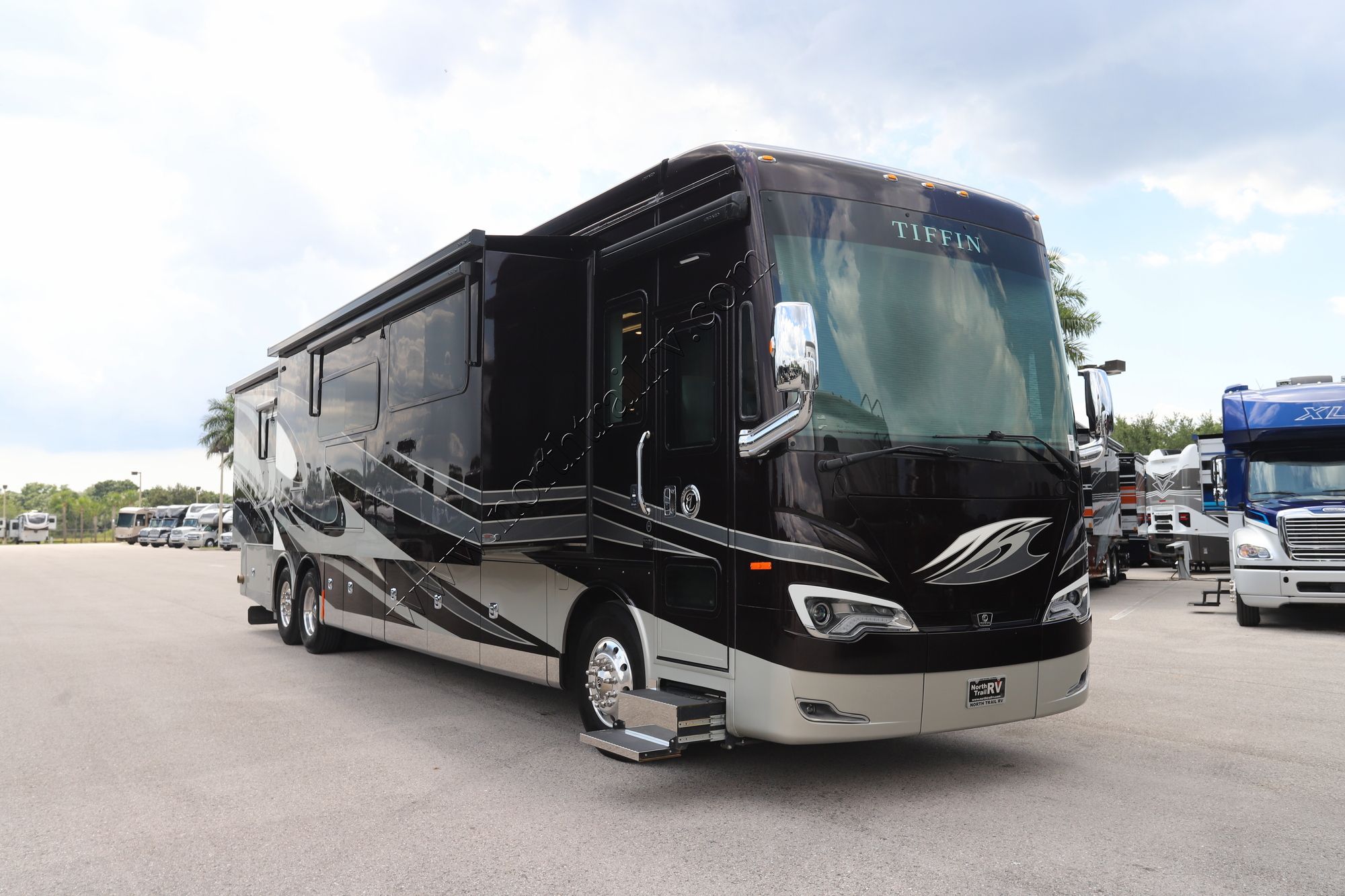 Used 2021 Tiffin Motor Homes Allegro Bus 45 OPP Class A  For Sale