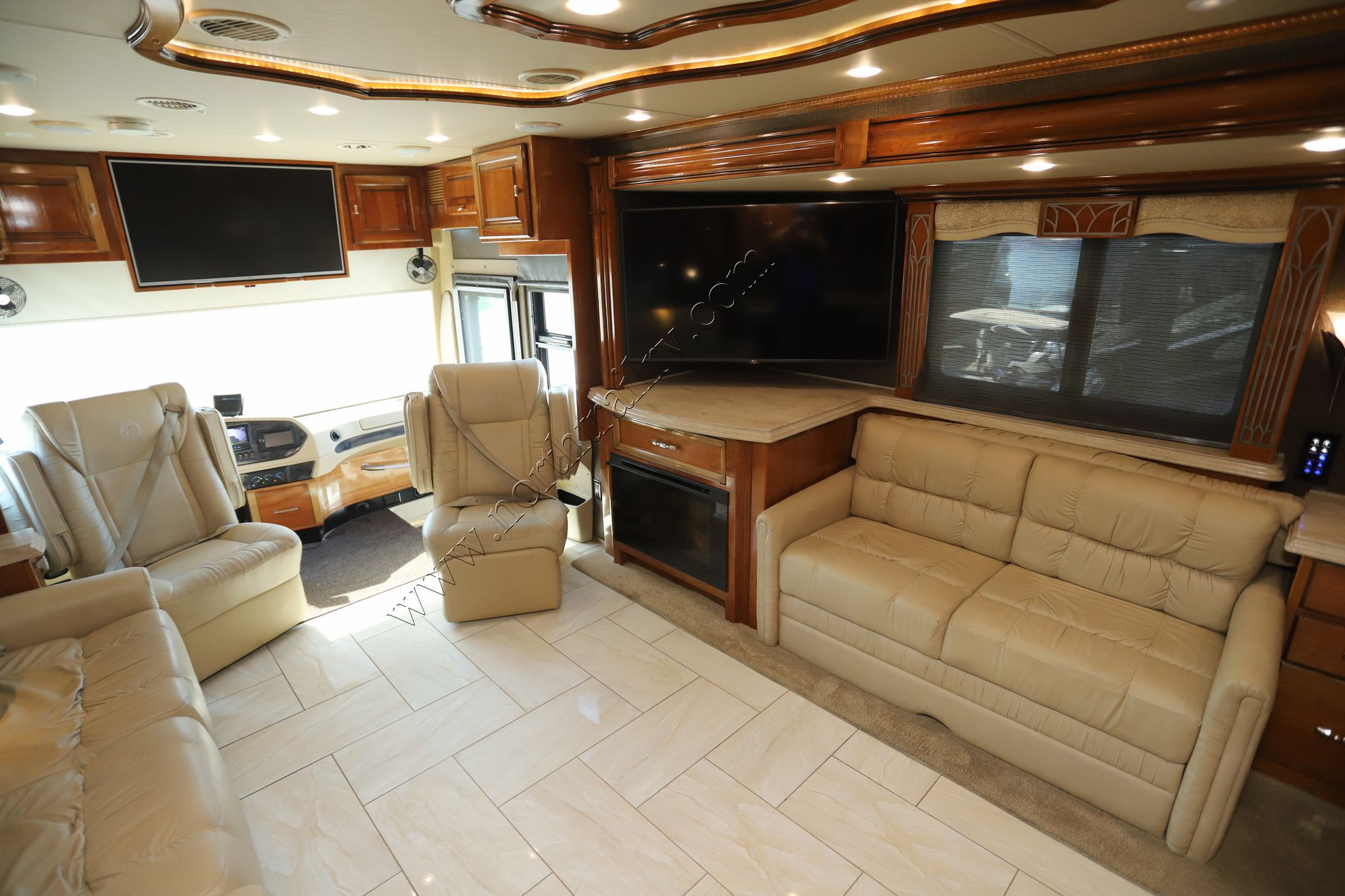 Used 2016 Tiffin Motor Homes Allegro Bus 45 OP Class A  For Sale