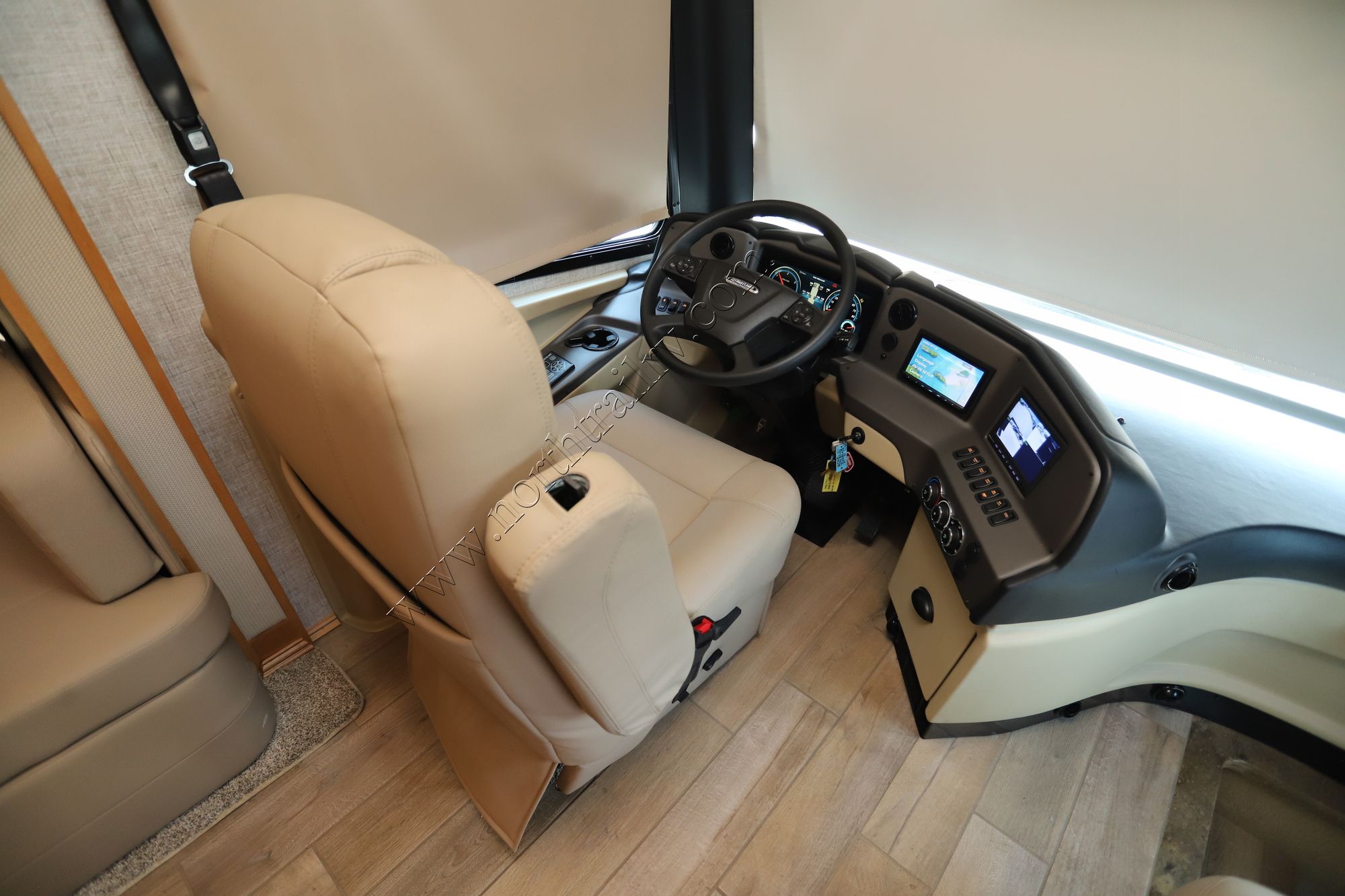 Used 2023 Tiffin Motor Homes Allegro Red 38KA Class A  For Sale