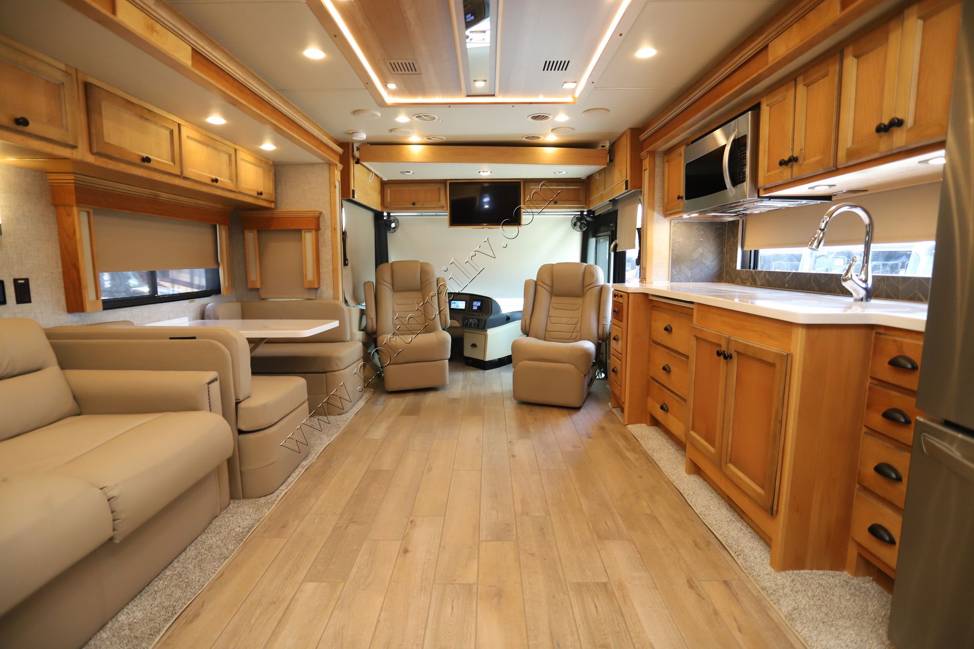 Used 2023 Tiffin Motor Homes Allegro Red 38KA Class A  For Sale