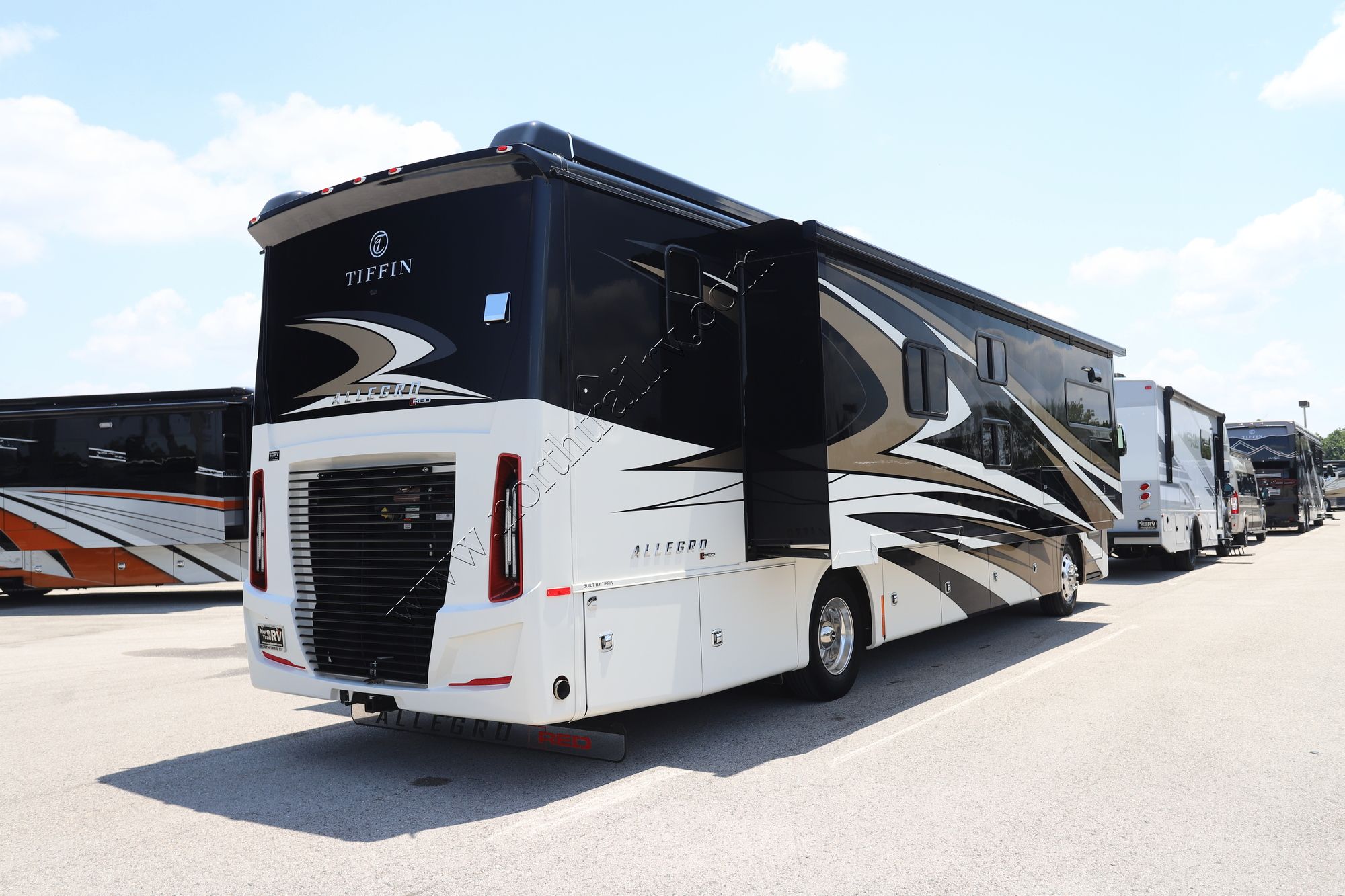 Used 2023 Tiffin Motor Homes Allegro Red 38KA Class A  For Sale