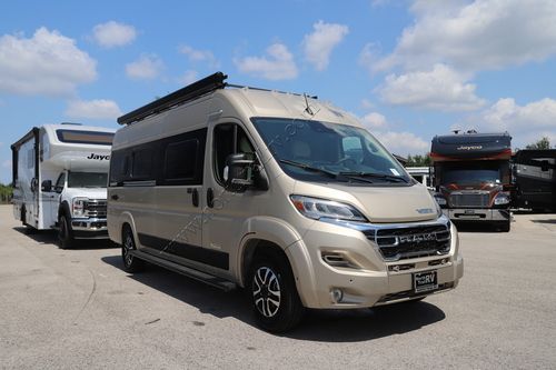 2025 Winnebago Travato 259K