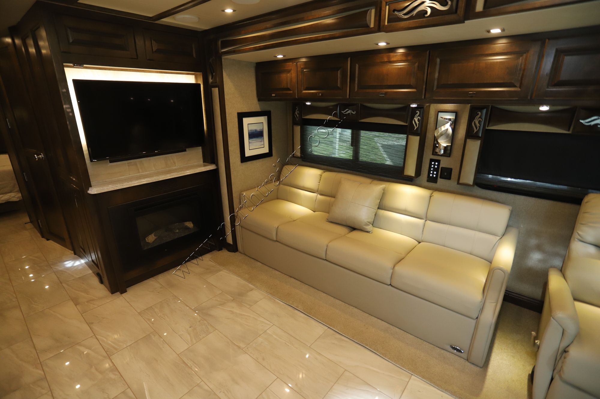 Used 2019 Tiffin Motor Homes Phaeton 40 AH Class A  For Sale