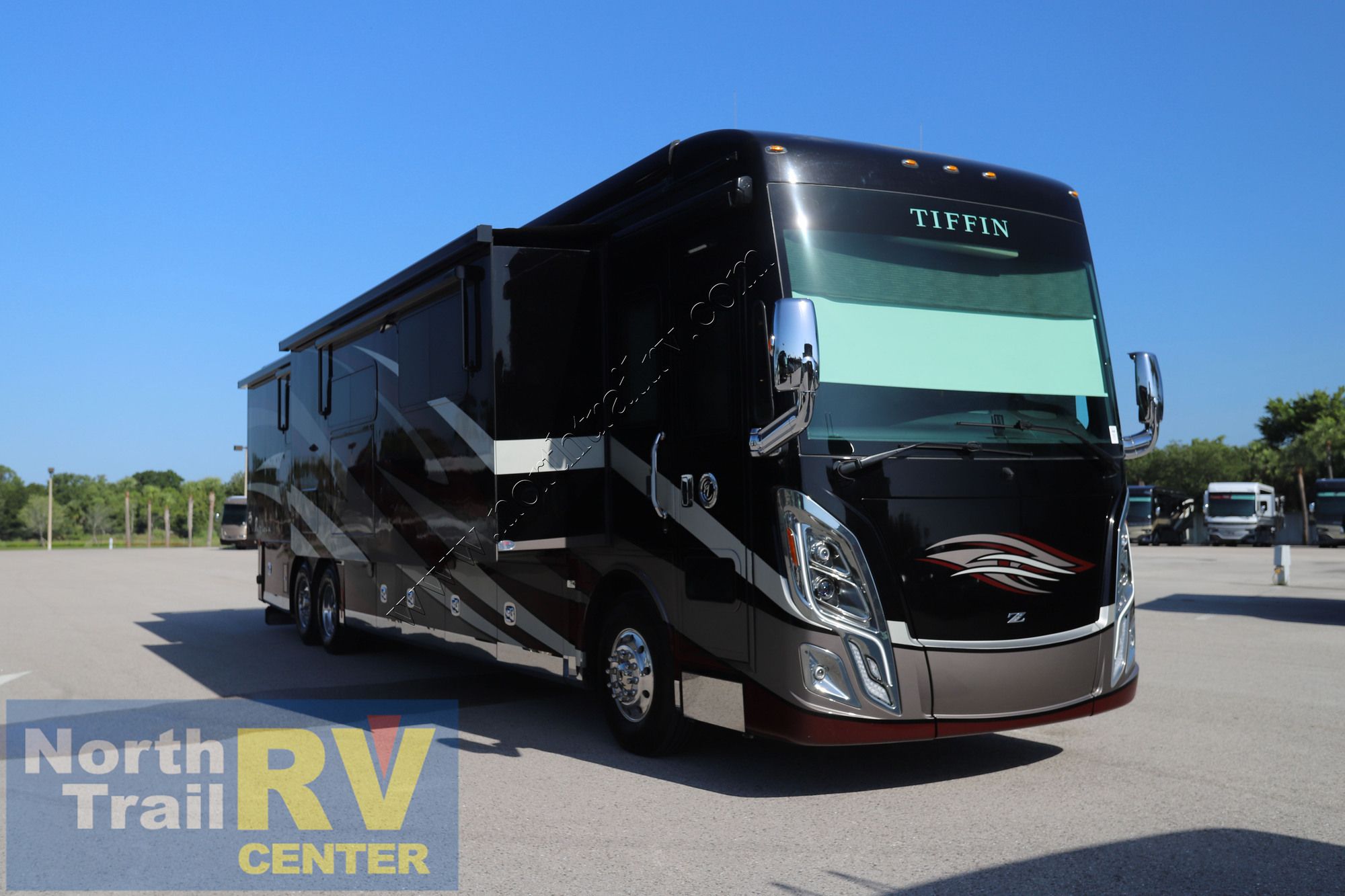 Used 2019 Tiffin Motor Homes Zephyr 45PZ Class A  For Sale