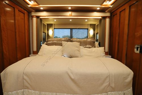 2019 Tiffin Motor Homes Zephyr 45PZ
