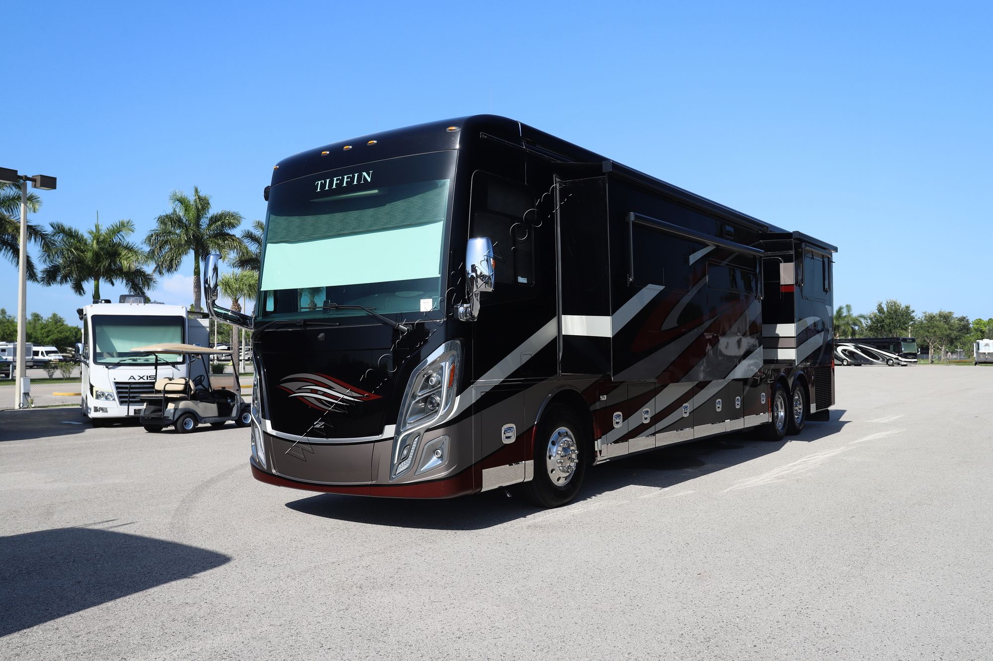 Used 2019 Tiffin Motor Homes Zephyr 45PZ Class A  For Sale