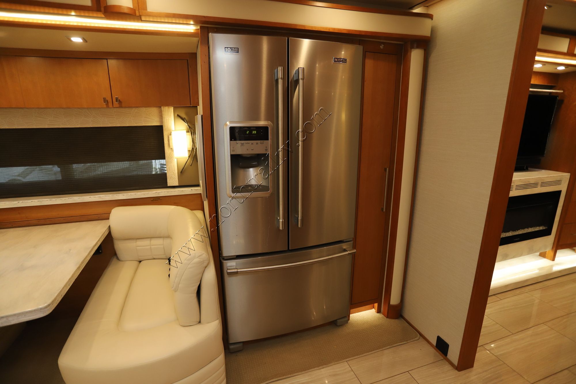 Used 2019 Tiffin Motor Homes Zephyr 45PZ Class A  For Sale