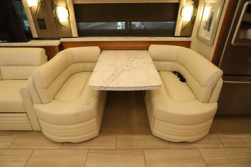 2019 Tiffin Motor Homes Zephyr 45PZ