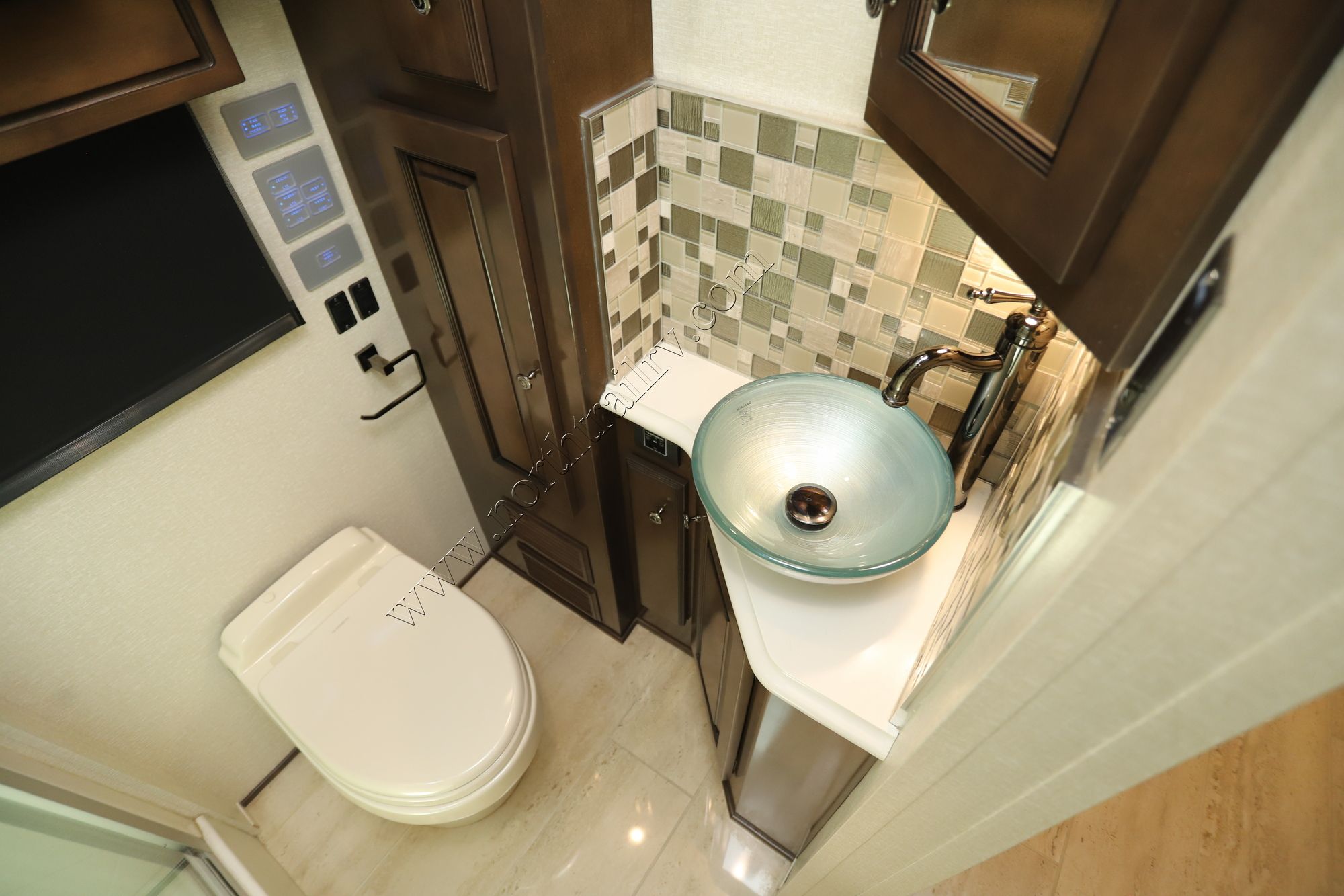 Used 2021 Newmar Dutch Star 4310 Class A  For Sale