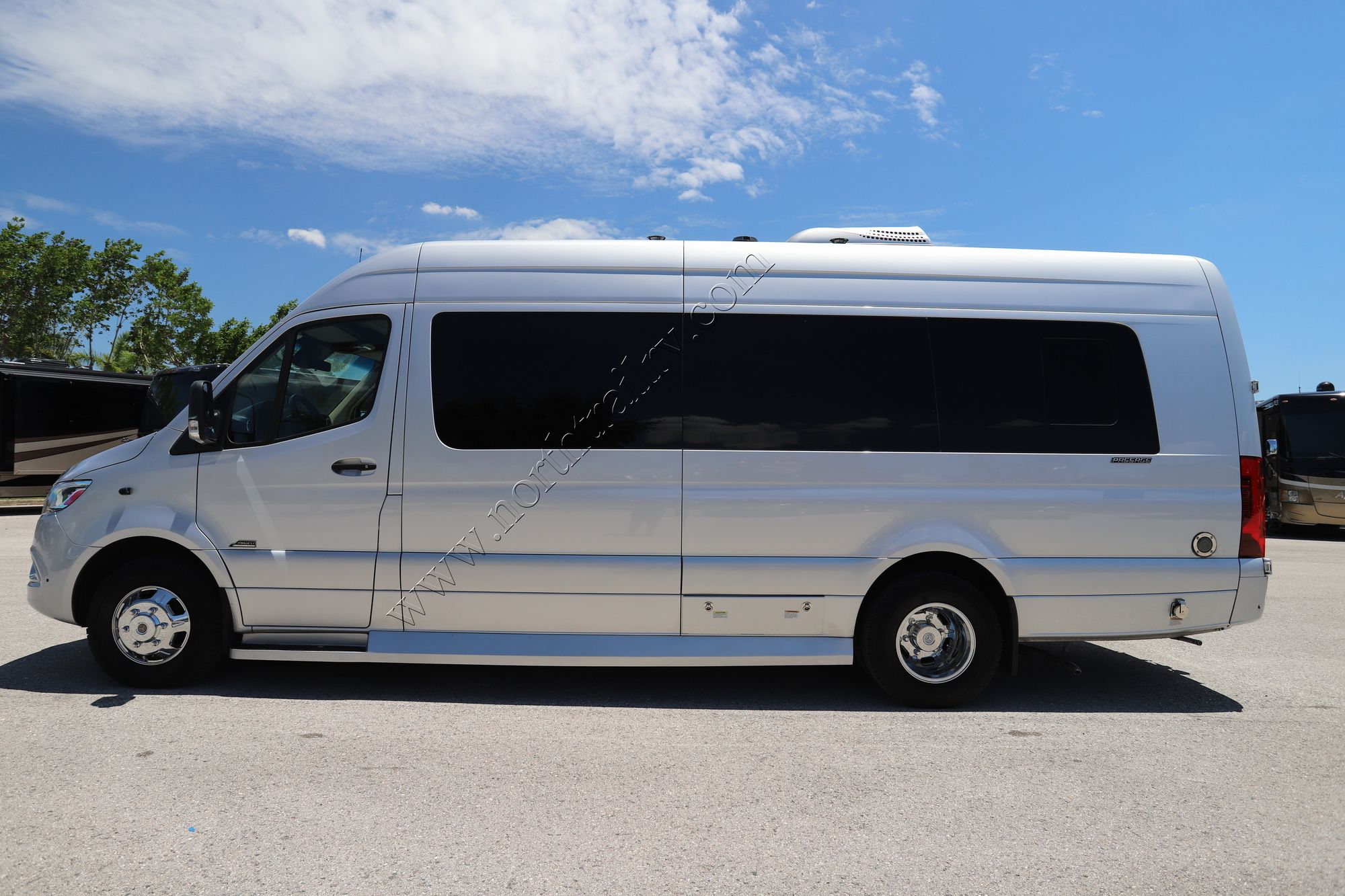 Used 2021 Midwest Passage MD4 170 EXT Class B  For Sale