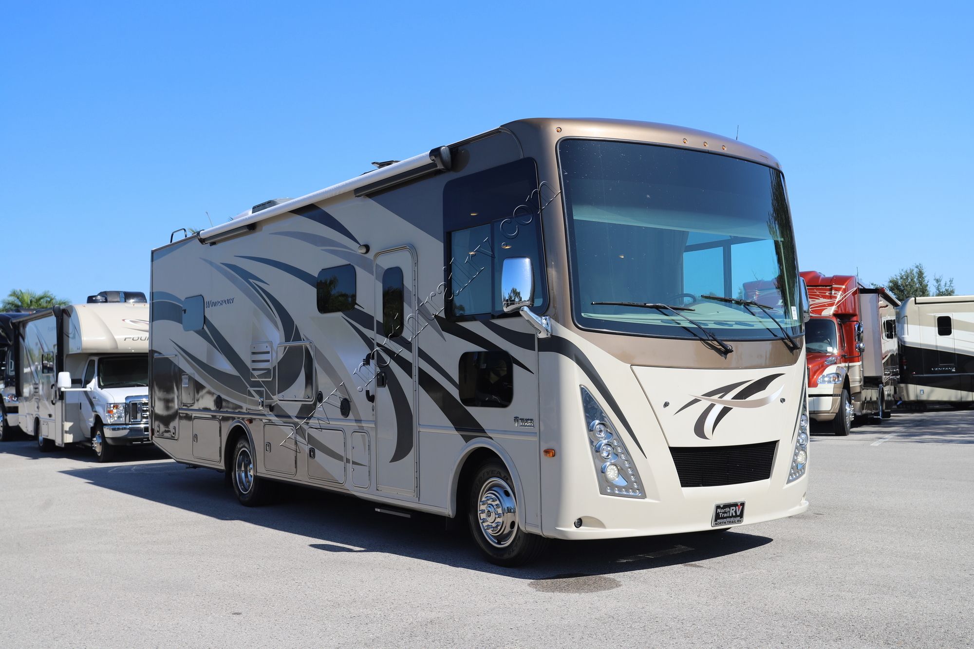 Used 2017 Thor Windsport 31S Class A  For Sale