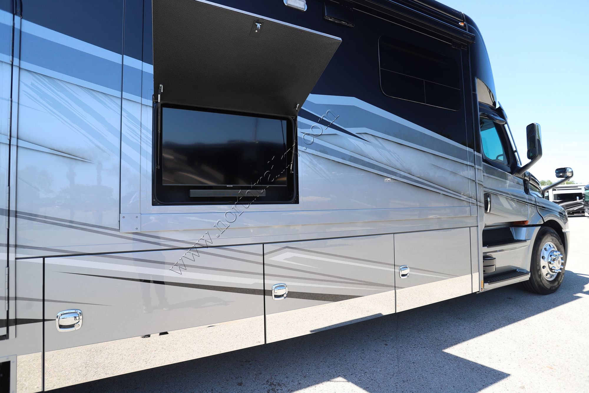 Used 2024 Renegade Rv Xl 45DBM Super C  For Sale